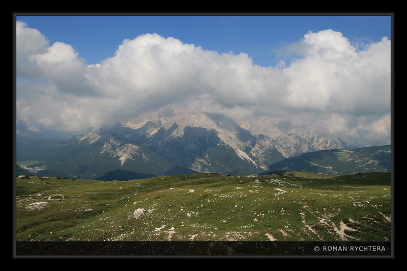 001_Dolomites.jpg