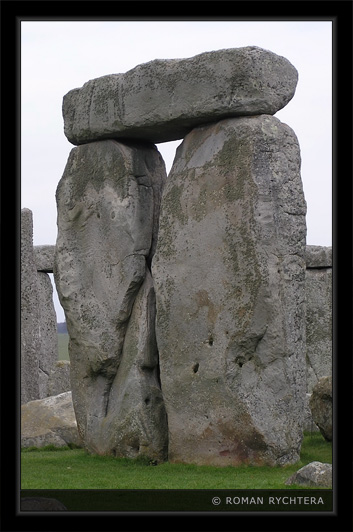 019_Stonehenge.jpg