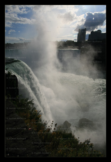 047_Niagara_Falls.jpg
